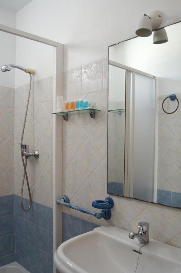Hostal Dona Antonia Punta Umbría Exterior foto
